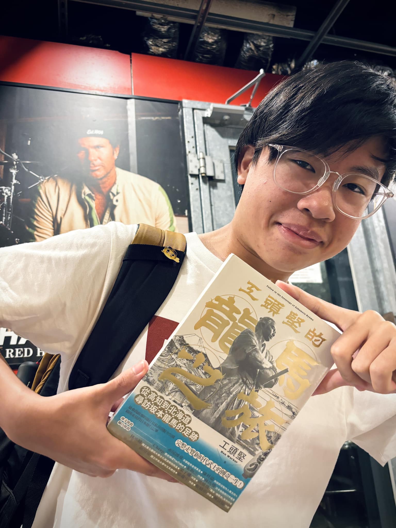 No photo description available.